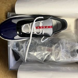 PRADA AMERICAS CUP men Sz 9. New in box.